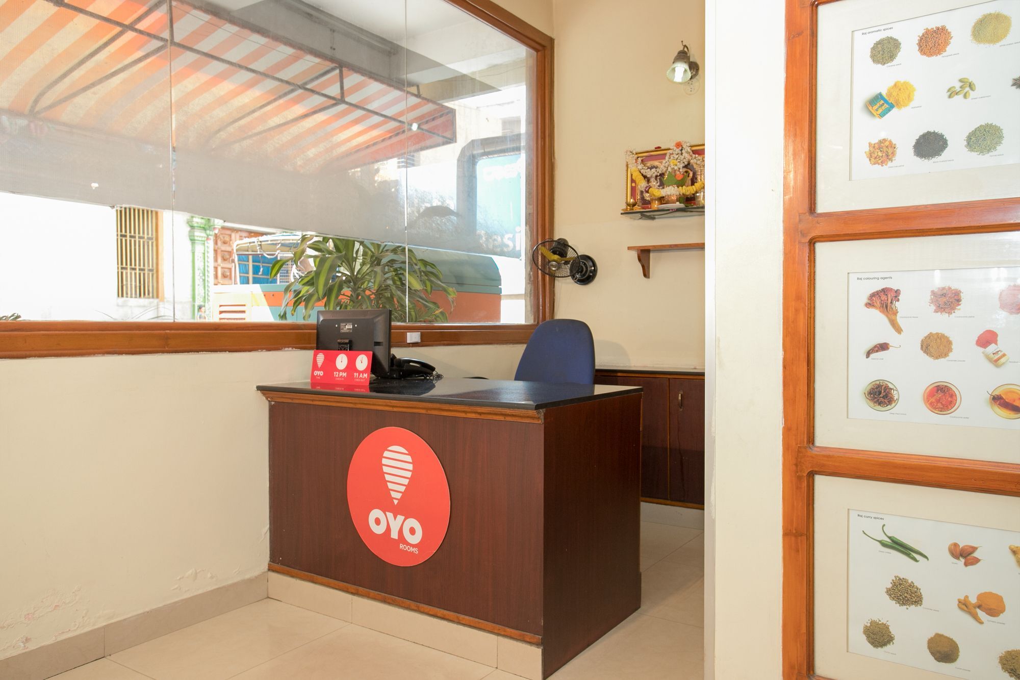 Oyo 10478 Raj Residency Hotel Bangalore Bagian luar foto