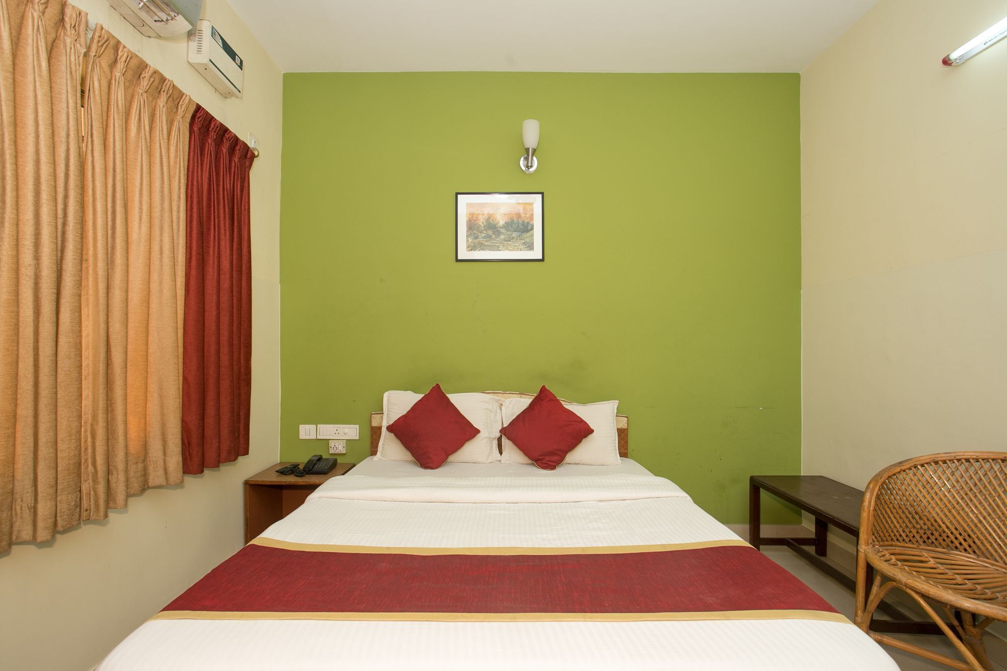 Oyo 10478 Raj Residency Hotel Bangalore Bagian luar foto