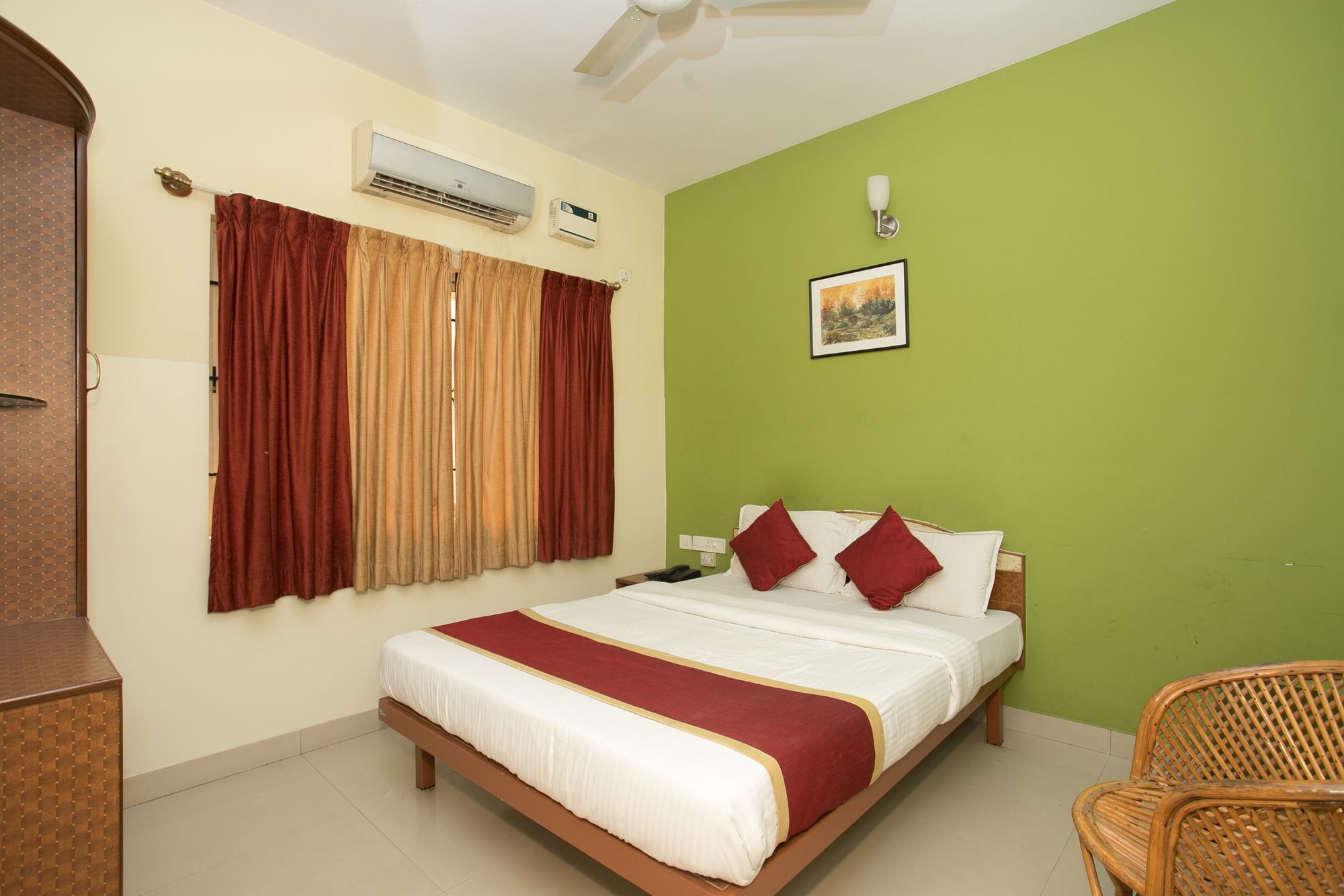 Oyo 10478 Raj Residency Hotel Bangalore Bagian luar foto