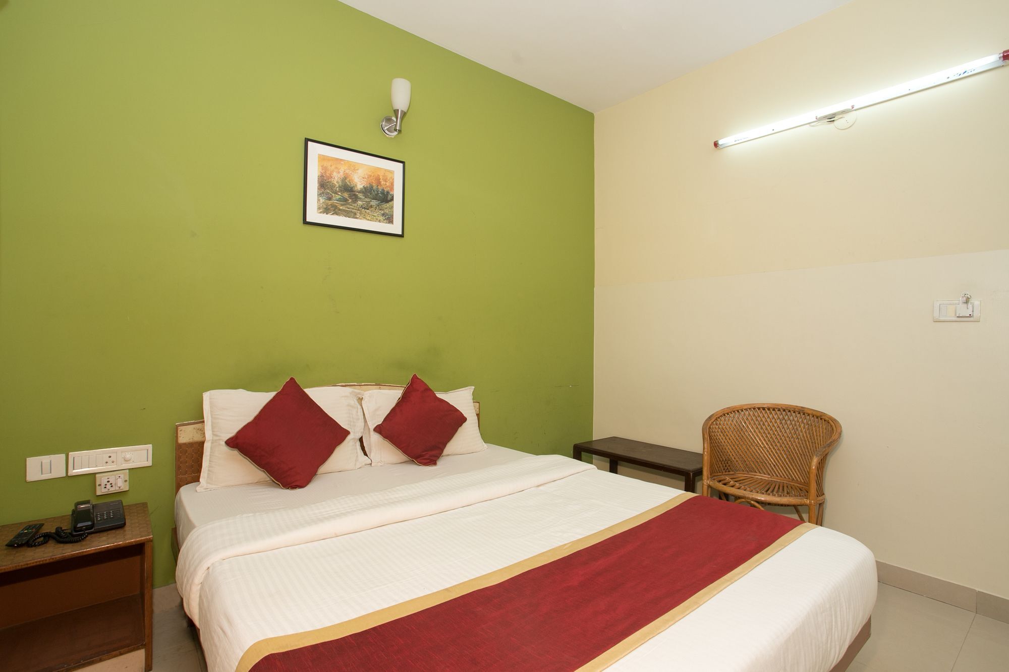 Oyo 10478 Raj Residency Hotel Bangalore Bagian luar foto